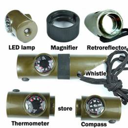  7-i-1 Outdoor værktøj: Fløjte, kompas, termometer, LED lygte, forstørrelsesglas, reflektor og rum - 9,6 cm - Grøn/sort