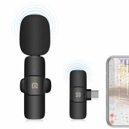 Trådløs Clip on mikrofon med USB-C og USB-C port til opladning af mobil